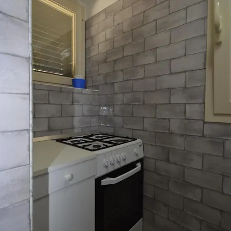 Pm 18 Via Coco Apartment